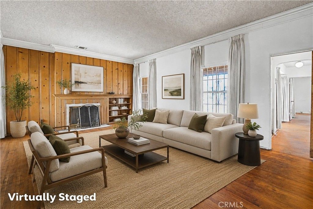 Apartment in Los Angeles, Gramercy Park - View 3