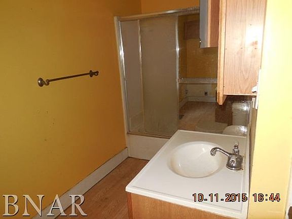 4th image of 24 Plum St
