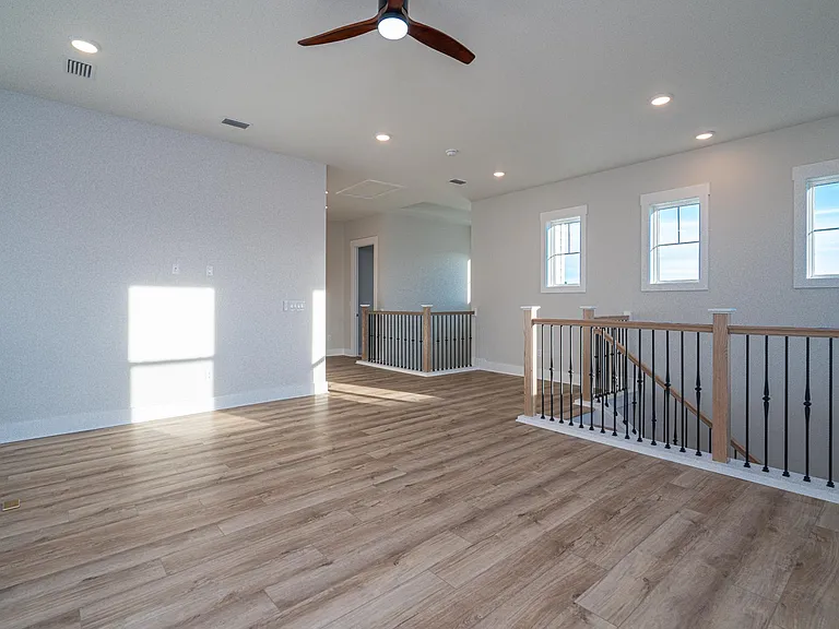 11 Anastasia Cir — Photo 48