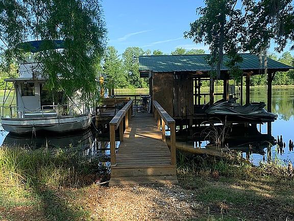 Boat dock with 3 lifts 