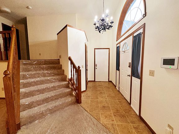 2nd image of 3607 Gershwin Ct N