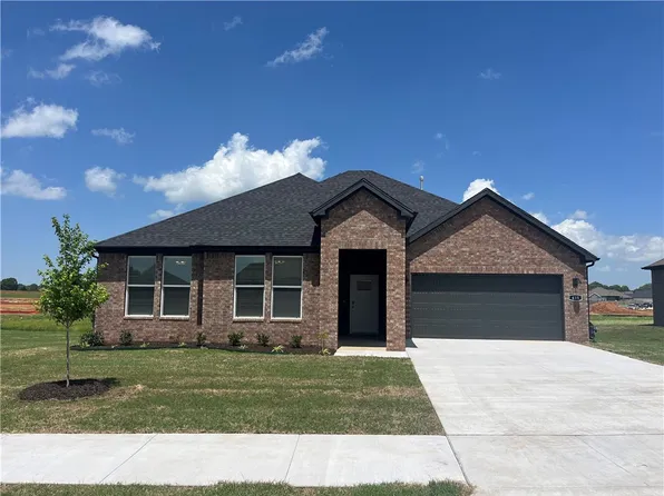 522 N Goose Xing, Farmington, AR 72730