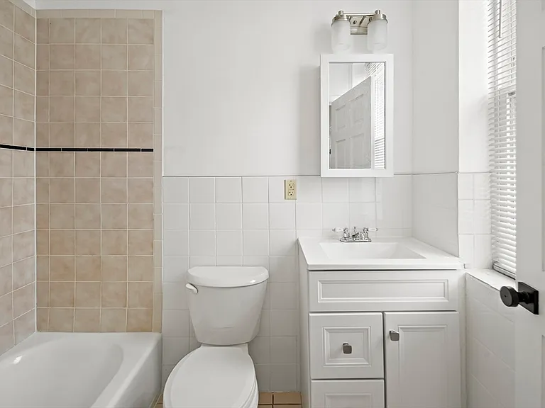 64 Trenton St #3 — Photo 15