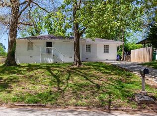 2289 Mark Trl, Decatur, GA 30032