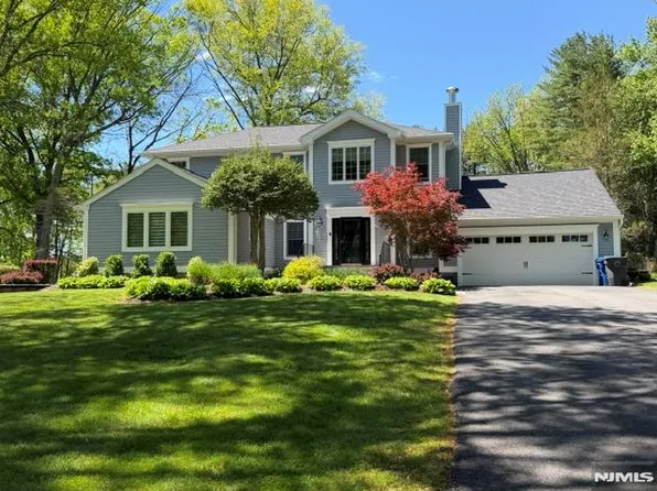 53 Frederick Pl, Morristown, NJ 07960