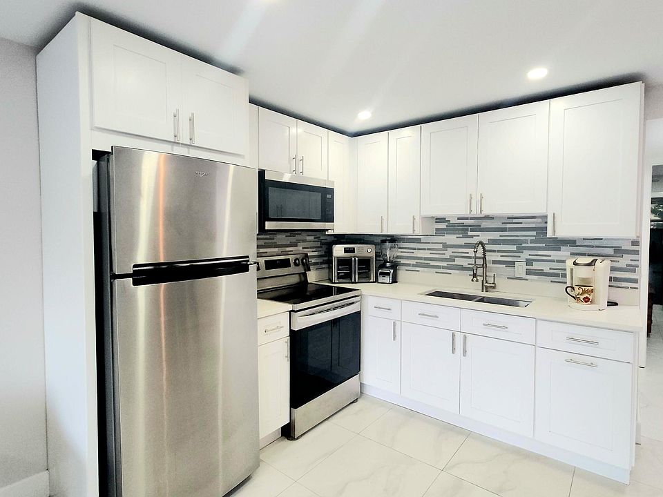 1st image of 167 Sussex I