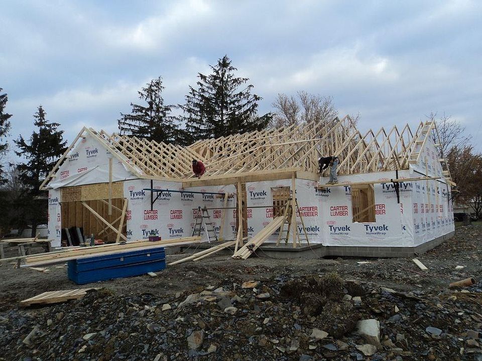 2nd image of 2409 Parker Ave