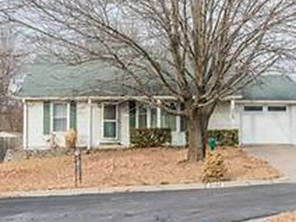 213 E El Cortez Dr, Columbia, MO 65203