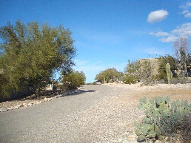2nd image of 560 E Agave Dr