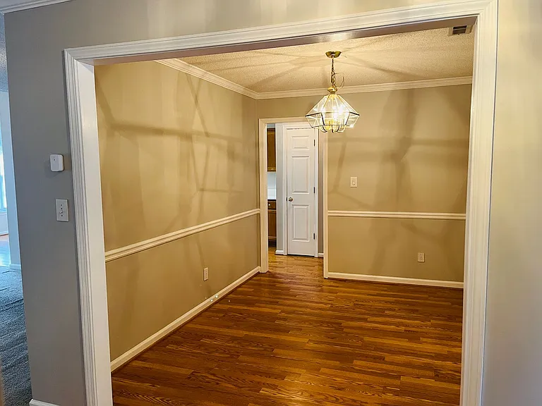 155 Woodstream Way — Photo 6