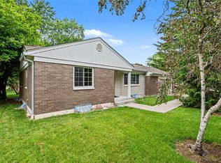 1 Castle Dr, Dayton, OH 45429