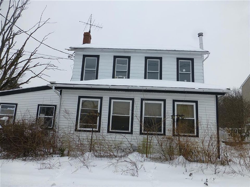 1st image of 7 W Hunter St