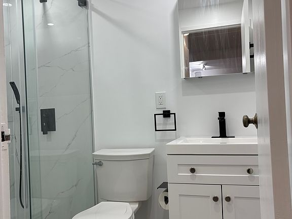 5th image of 50 Columbus Ave APT 902