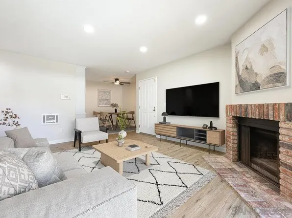 1730 S El Camino Real S #203, Encinitas, CA 92024