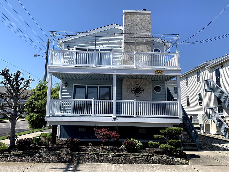 1st image of 16 E 14th St #16