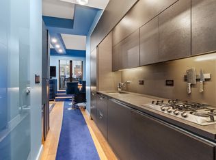 20 Pine St APT 1911, New York, NY 10005