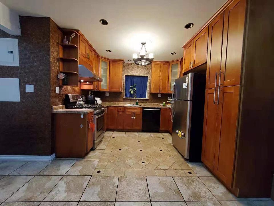 1st image of 1775 81st St Floor 3