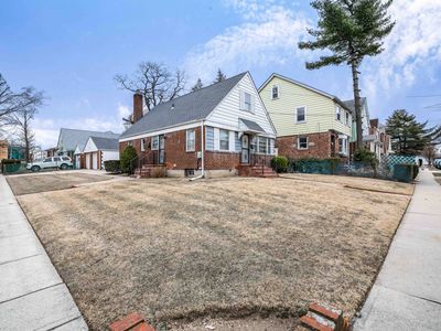 9903 209th St, Queens Village, NY, 11429