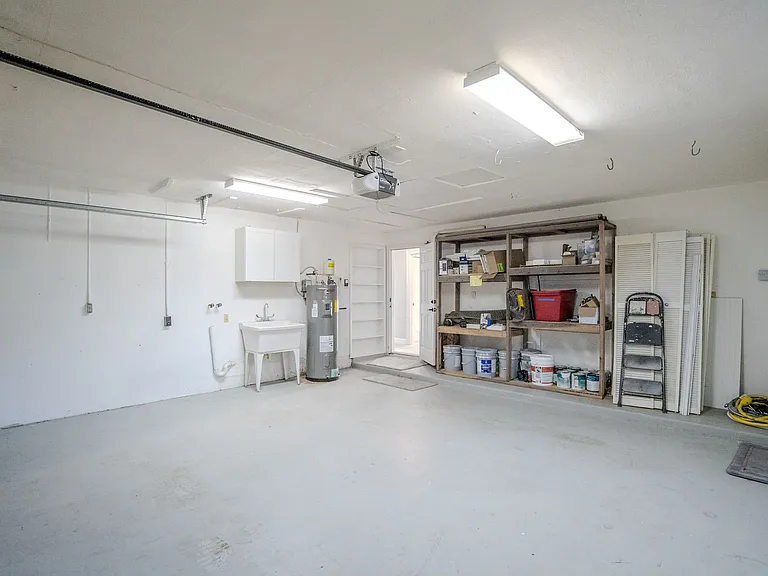 482 Hermosita Dr — Photo 98