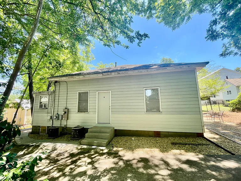 234 Georgia Dr — Photo 7