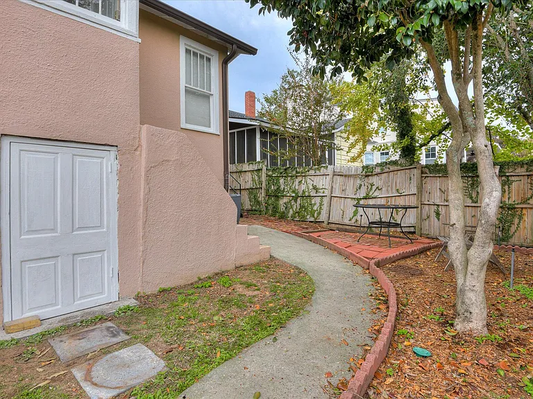 978 Heard Ave — Photo 25
