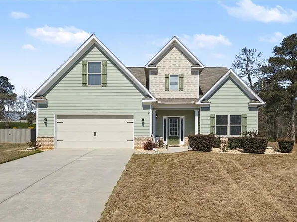 1227 Windstone Dr, Winder, GA 30680