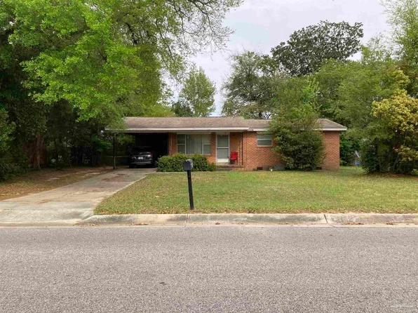 6350 Schwab Dr, Pensacola, FL 32504