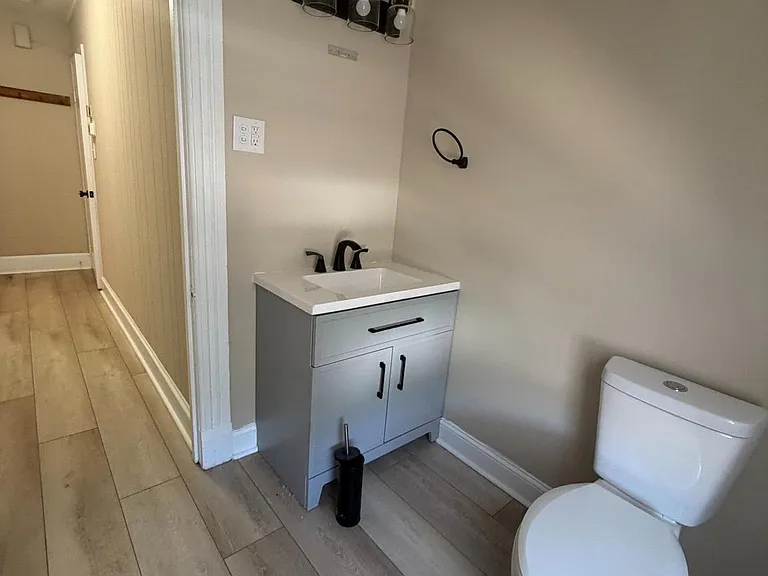 524 N Braddock St — Photo 9