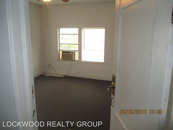 5th image of 818 Ogden St APT 03