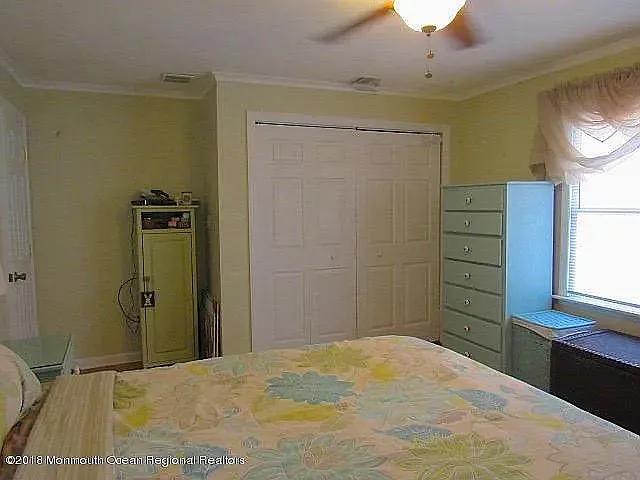408 Rose Ave — Photo 8