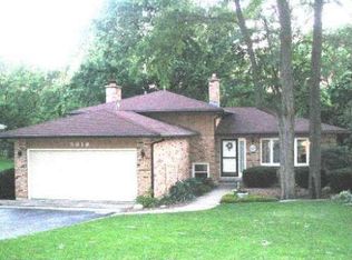 5818 Lee Ave, Downers Grove, IL 60516