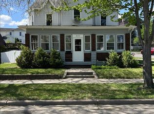 634 W Wisconsin St, Portage, WI 53901