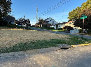 1137 Munsey Ave, Morgantown, WV 26505