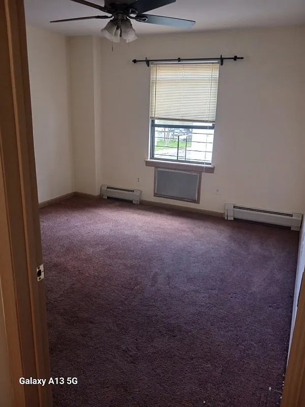 3 bed, 2288 sqft, $3,600 — Photo 4