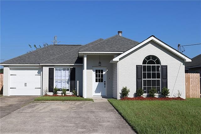 1st image of 618 Colony Park Dr