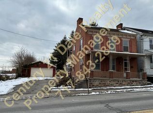 26 S Main St, Dover, PA 17315
