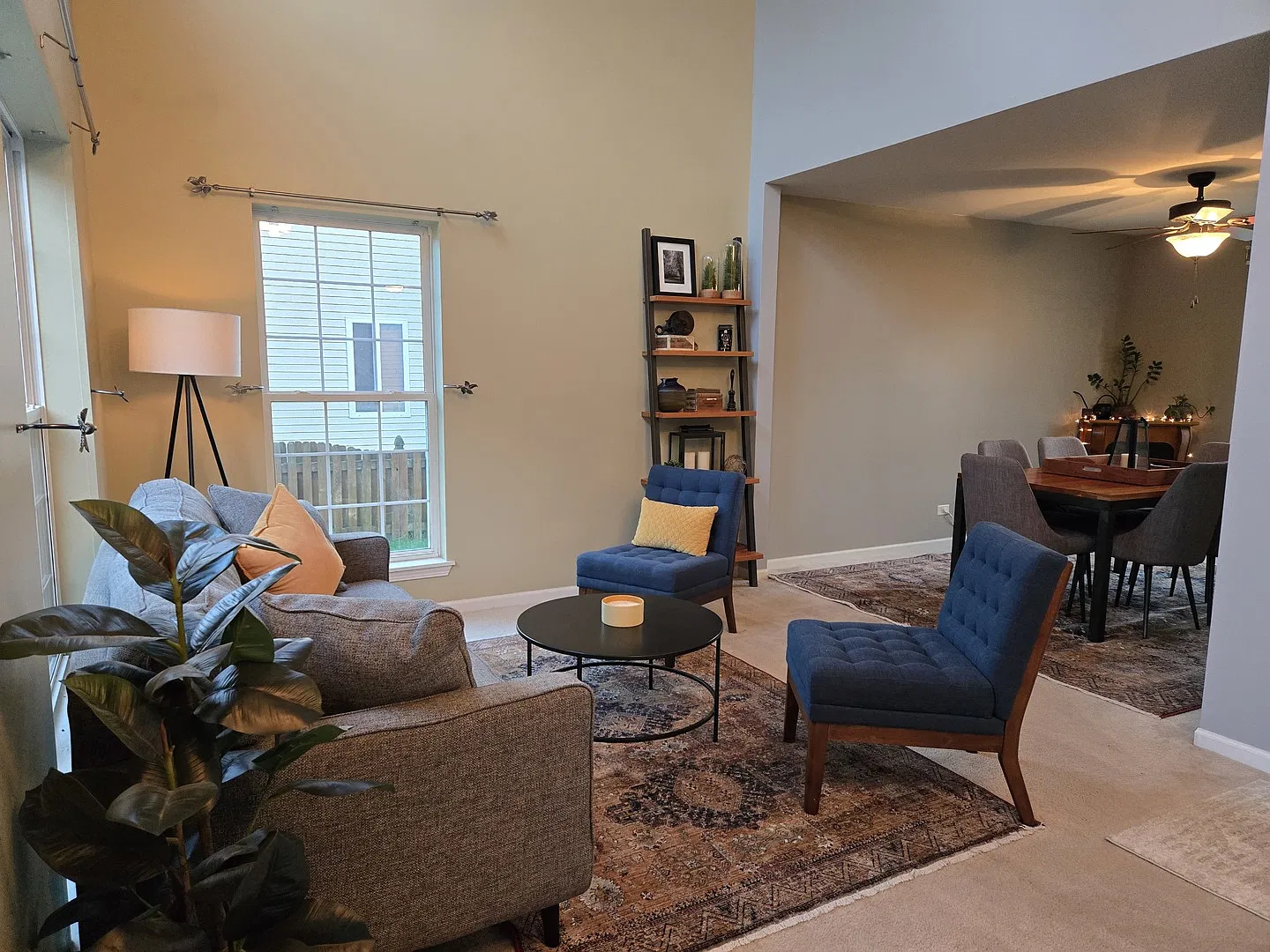 3 bed, 2.5 bath, 1780 sqft, $2,600 — Photo 3