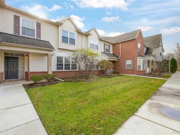 29030 S Cullen Dr N, Romulus, MI 48174
