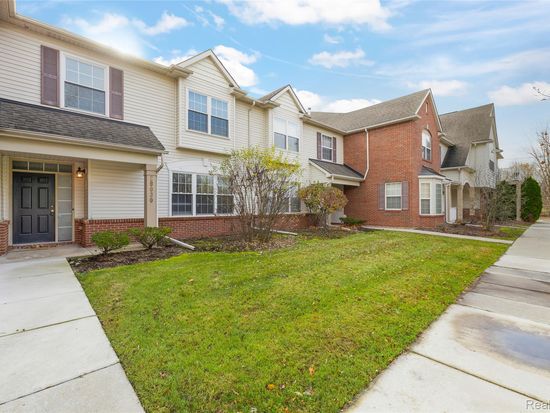 29030 S Cullen Dr N, Romulus, MI 48174