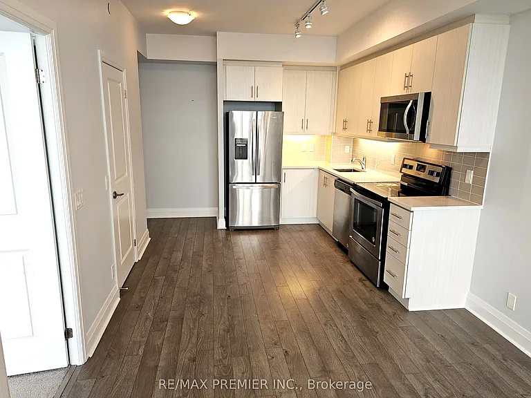 17 Zorra St #2101 — Photo 5