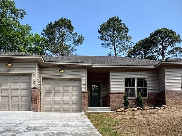 8 Lita Ln, Little Rock, AR 72206