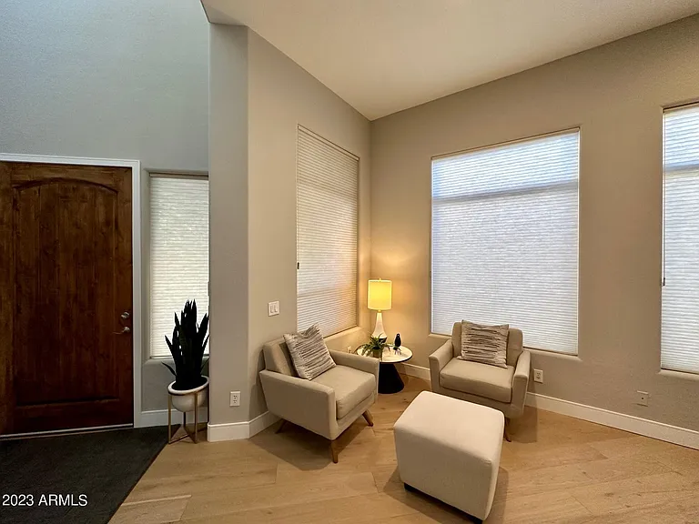 7305 E Del Acero Dr — Photo 20