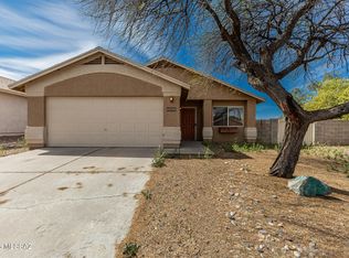 10206 E Desert Crossings Way, Tucson, AZ 85747