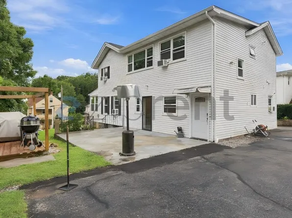 37 Moulthrop St #1, Ansonia, CT 06401