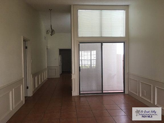 2nd image of 2100 W San Marcelo Blvd
