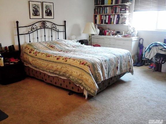 4th image of 399 Peninsula Blvd