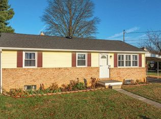 110 S Blettner Ave, Hanover, PA 17331