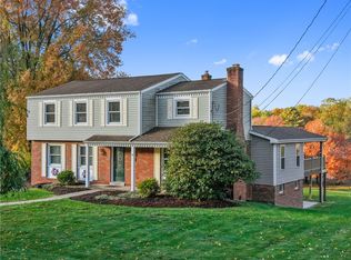 1537 King Charles Dr, Pittsburgh, PA 15237
