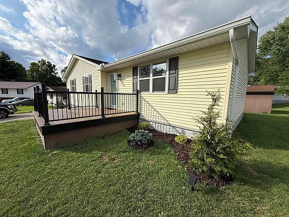 3rd image of 2804 Florence Ct