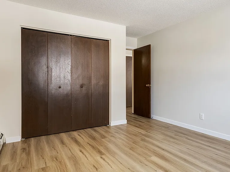29 Grand Dr #2 — Photo 16